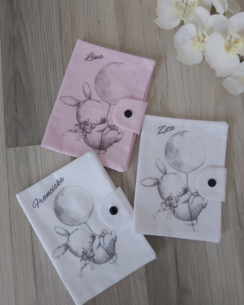 Egészségügyi kiskönyv borító – nyuszis